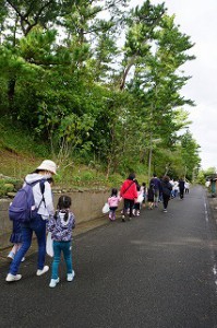 父母の会主催ゴミ拾いをしました